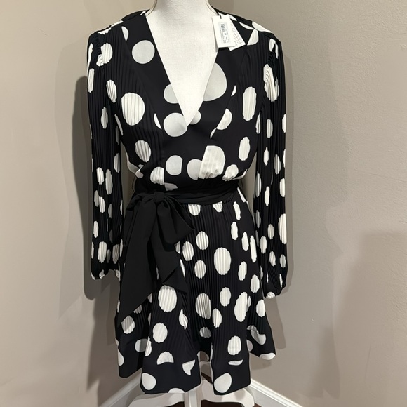 Milly NWT 🎉host pickx2🎉🎈pleated Polka dot Liv dress - Picture 7 of 16